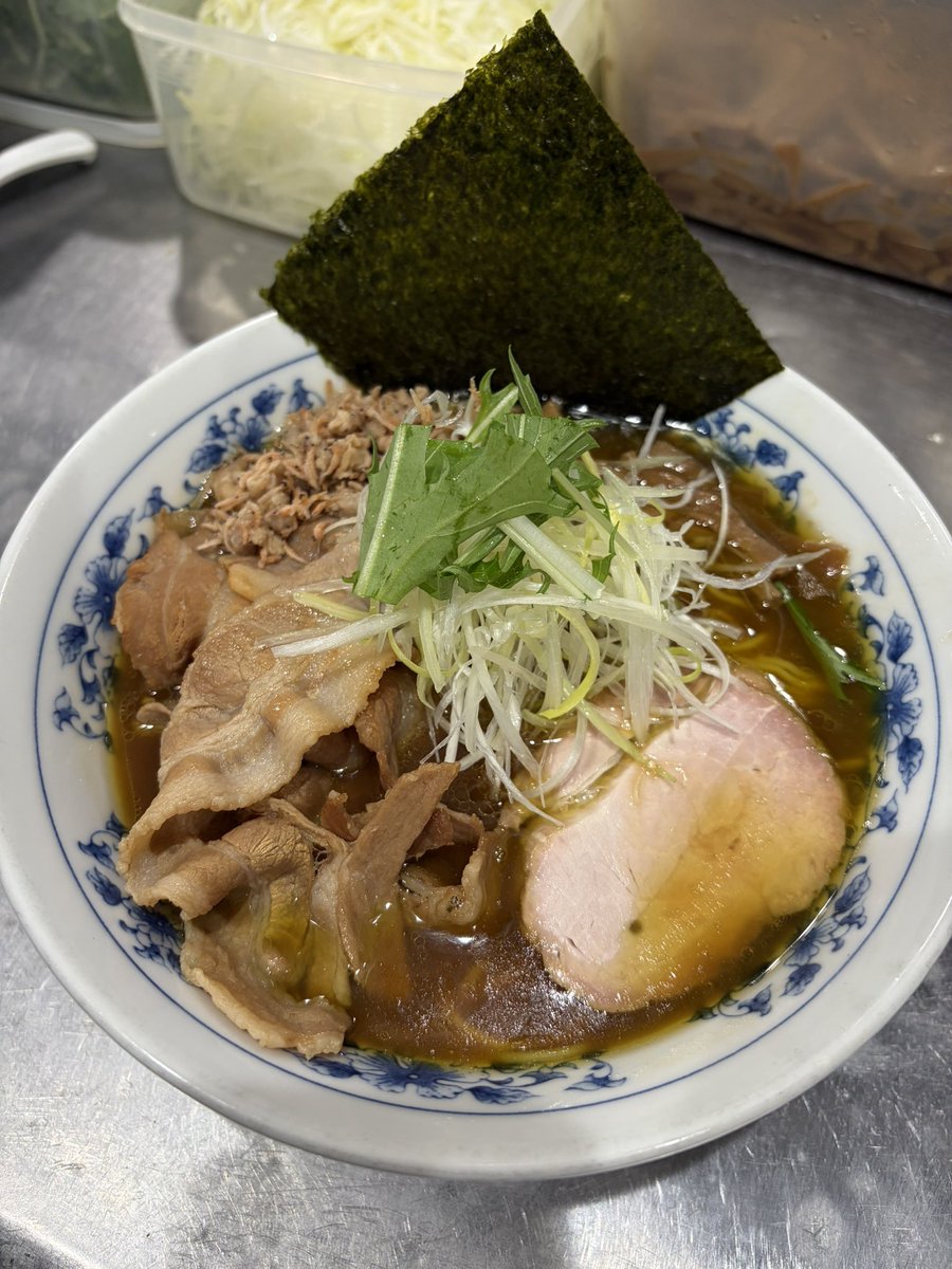 覆めん 花木 tweet media