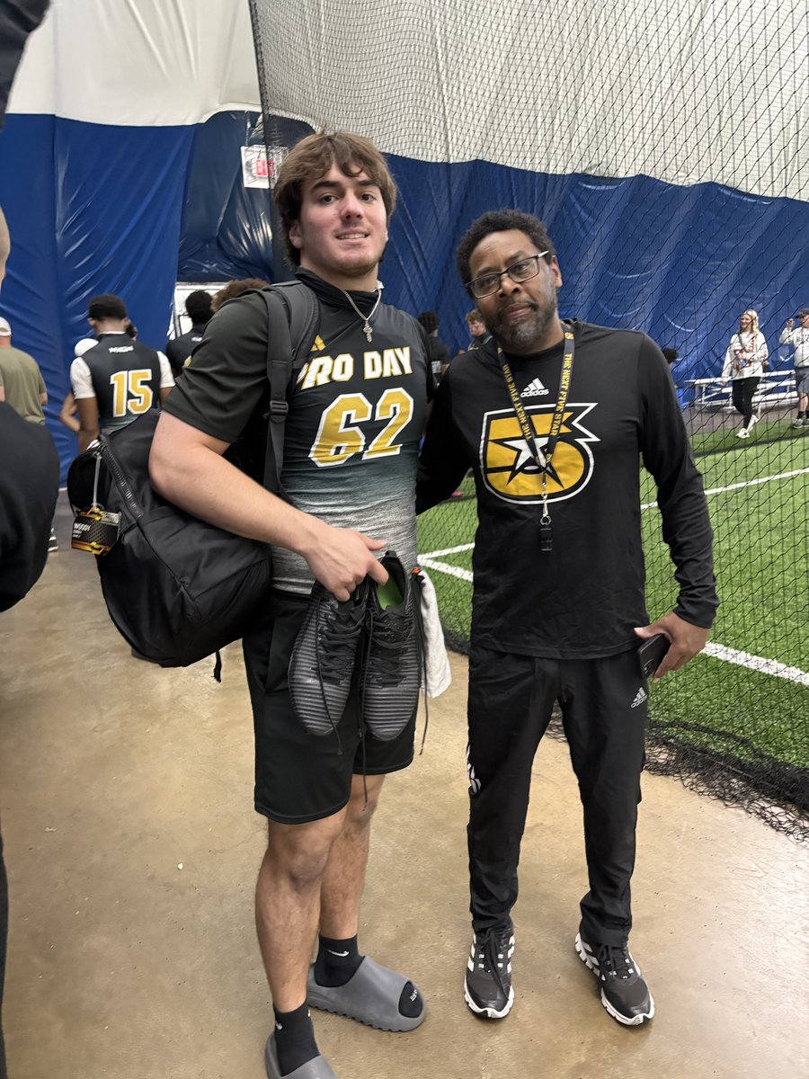 Woodycoreyqb's tweet photo. @jhadnottnxgn @NxgnCamps old pic 5 star pro day with @adidasFballUS had a lot of fun https://t.co/pU3oQEdMrx