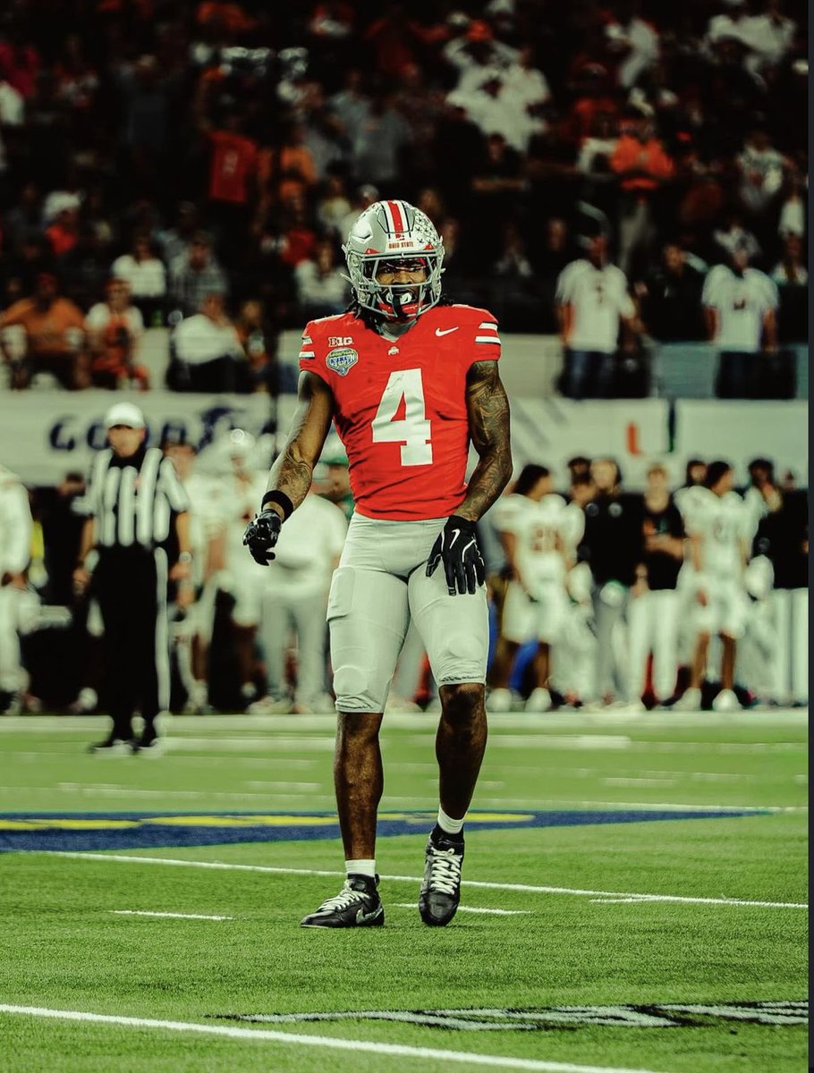 Greedyjames7's tweet image. Blessed to receive an offer from The Ohio State University. #AGTG @MattGuerrieri @CharlesPower @CodyBellaire @SWiltfong_ @adamgorney @TheUCReport @BrandonHuffman @TomLoy247 @MikeRoach247 @jackson_dip @CoachKirkMartin @jeffries_jacob @CAT_TAKEOVER @EarlGill10 @Jalil_Johnson21