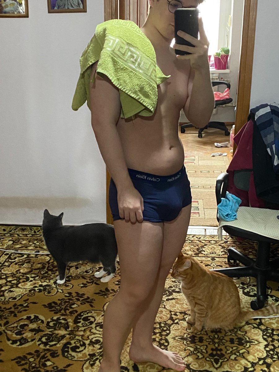 Daniel Twink tweet media