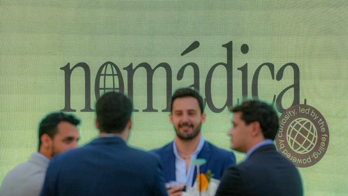 SecPrensaSV's tweet photo. #Nomádica | Este día se lanza Nomádica, una nueva plataforma digital diseñada para transformar la forma en que los salvadoreños y visitantes internacionales descubren y reservan actividades de entretenimiento en el país, consolidándose como una herramienta innovadora para impulsar el turismo y la economía nacional. #SecretaríaDePrensa