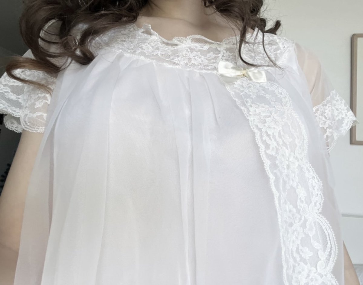 amelia ♡ tweet media