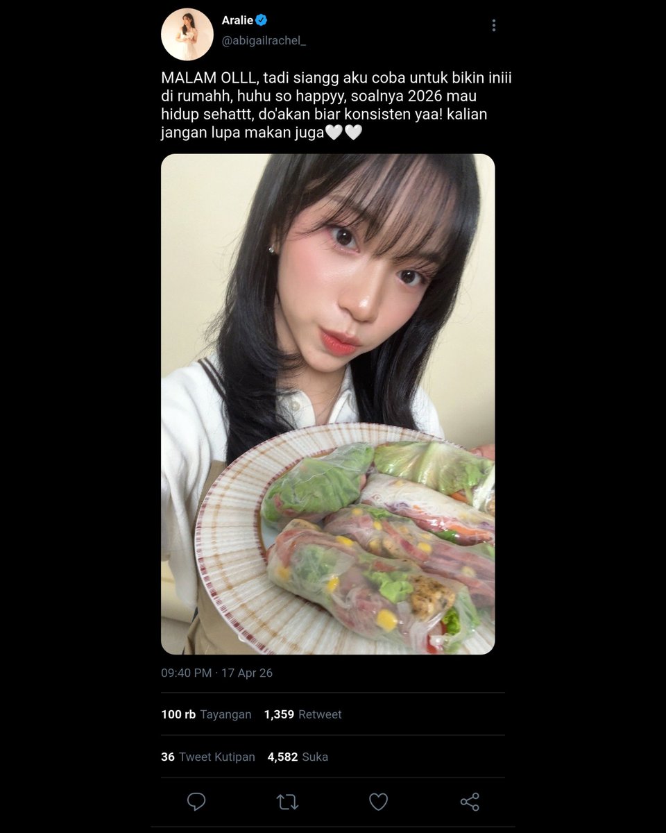 notelary's tweet photo. Three Tweets Aralev — Aralie Levi AU

1. Makanan Sehat https://t.co/XNGR1ZbI8f