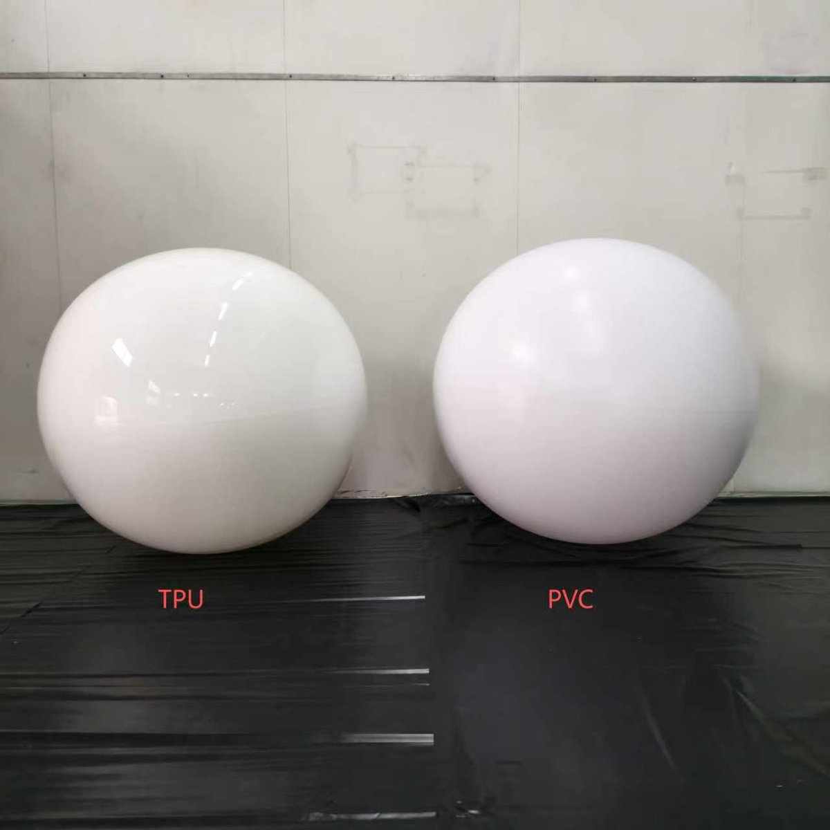 Chloe0905520's tweet image. TPU vs PVC — which one is bouncier? 

Same shape. Different experience.

We tested the elasticity — the difference is clear.
Refined feel. Better material.

Explore our TPU inflatables:
squeakclub.com

#TPU #PVC #MaterialMatters #DesignObject #ArtInflatable