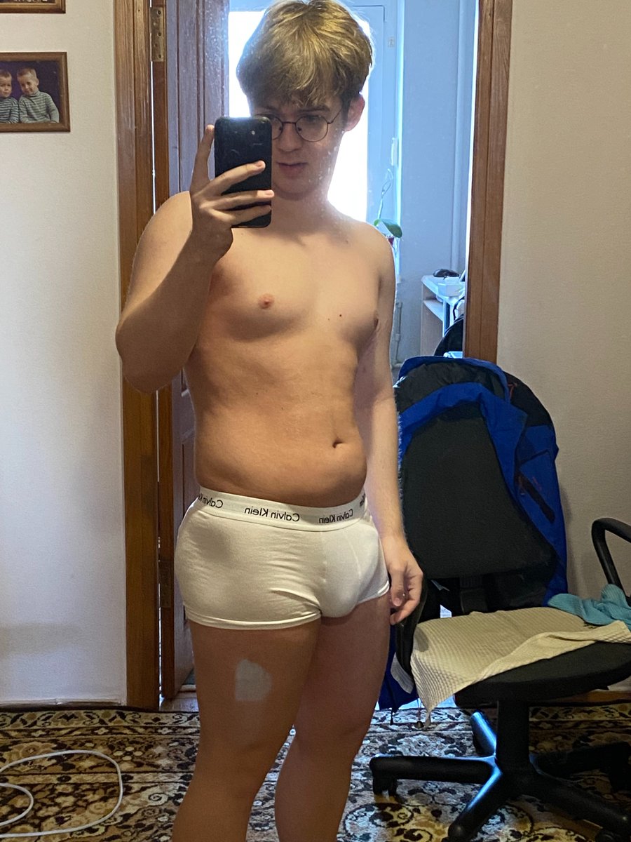 Daniel Twink tweet media