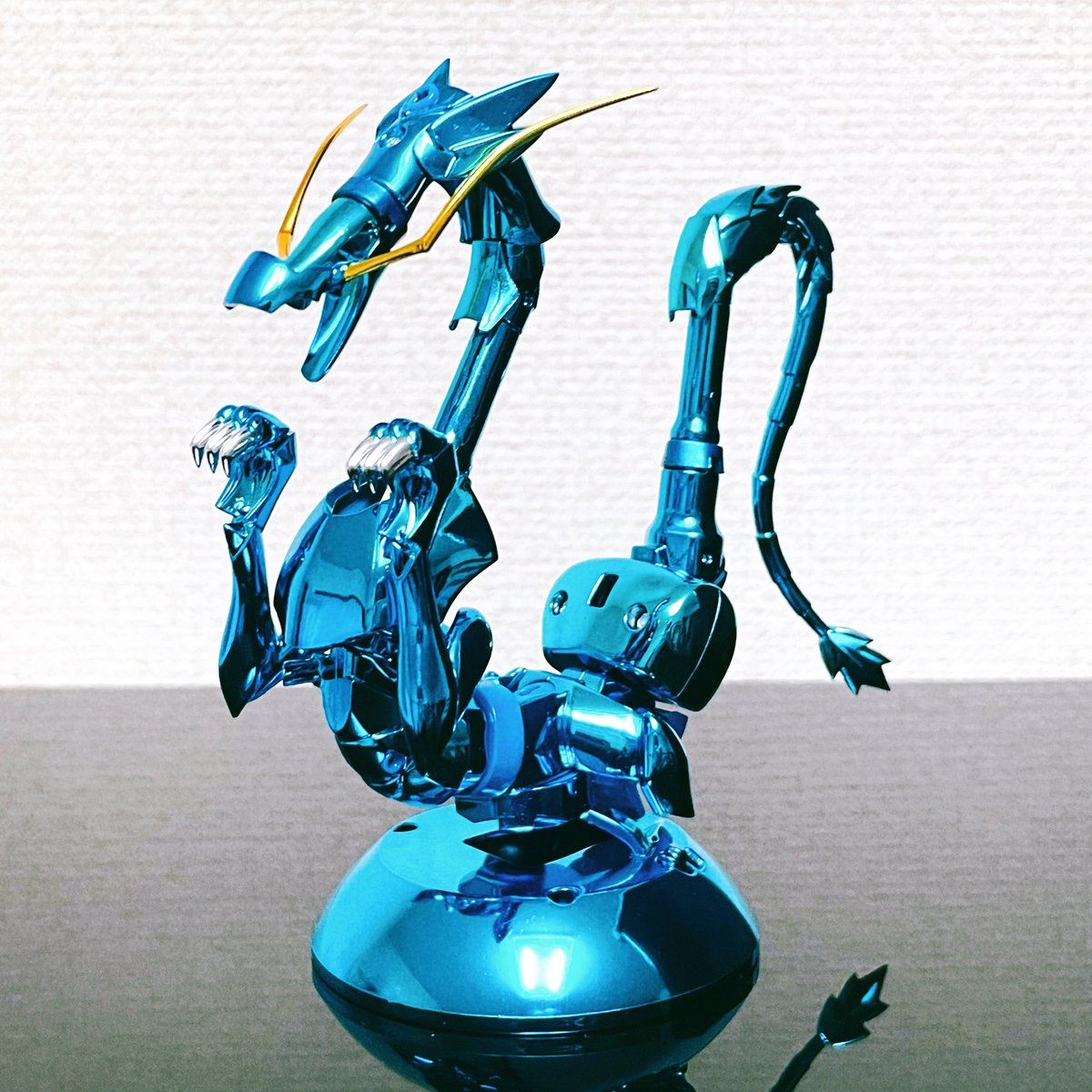紫龍!!! ドラゴンの最終青銅聖衣を今、装着!!! #聖闘士星矢