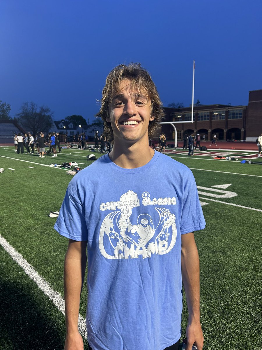 minutemen_track's tweet photo. Congrats Jack Yoder- Mishawaka Classic Champion- meet record 1:57.16 https://t.co/T8FiIbBe0W