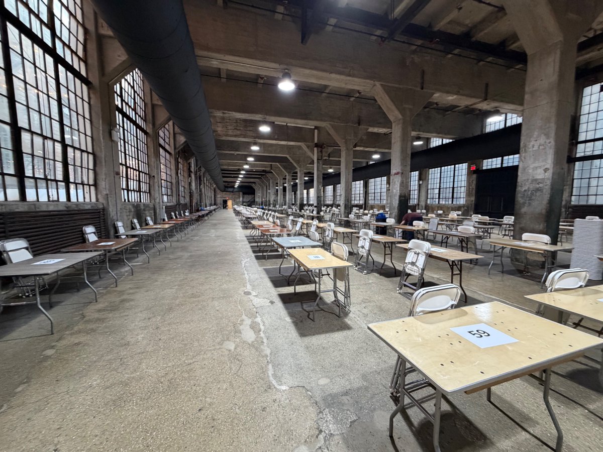 StMarksComicsNY's tweet image. See you tomorrow morning! 11am sharp!

#stmarkscomics #industrycity #shoplocal #smallbusiness #brooklyn #nyc #thingstodoinnyc #comics #bics #brooklynindependentcomicsshowcase #indie #artists #author #illustration #comicbooks #event #brooklynevent