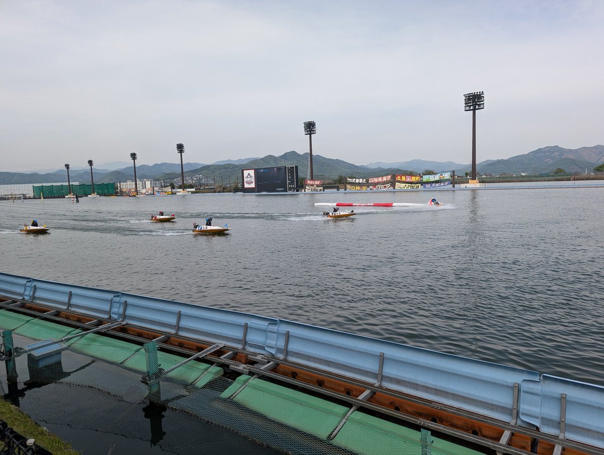 derby5811's tweet photo. 桐生ボート遠征楽しかった https://t.co/IQS0rk5jb8