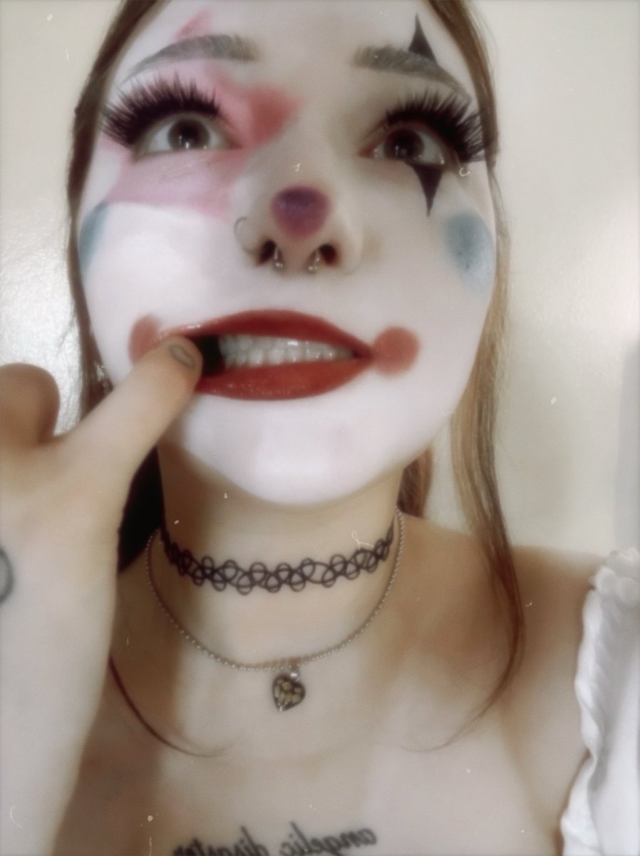kittygore444's tweet image. me being a stupid lil clown girl!!
#clowngirl #rapebait #cnc #drugtwt #cumslut