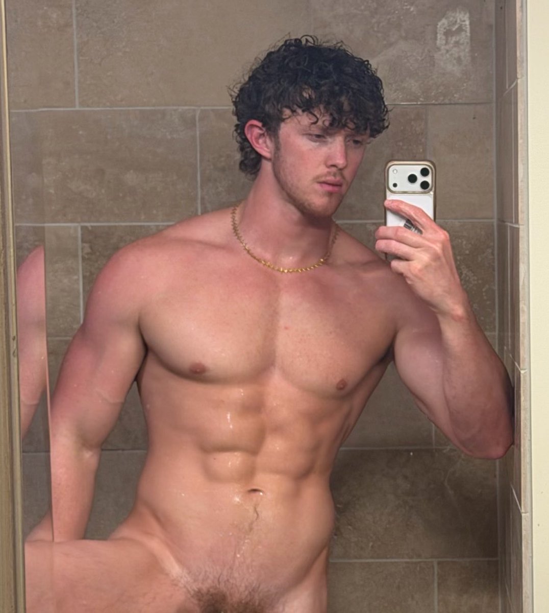 boydummy tweet media