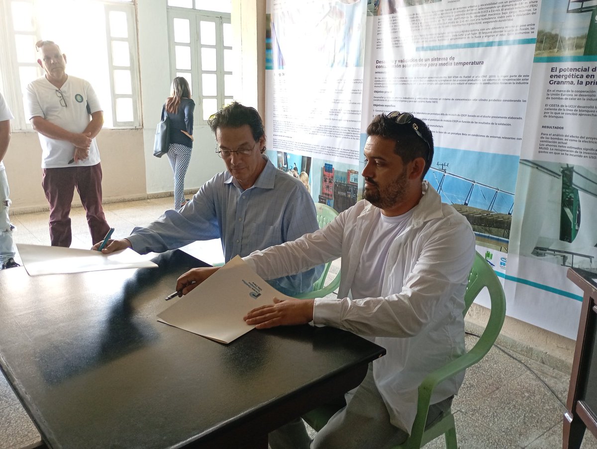 FacUclv's tweet photo. Se fortalecen alianzas de @UCLVCu  y la Mipyme Eléctrica Total: para el desarrollo de prototipos que den soluciones a los problemas energéticos más acuciantes de Villa Clara. #VillaClaraConTodos,  #UCLVnuestra https://t.co/47wf3xJhvd