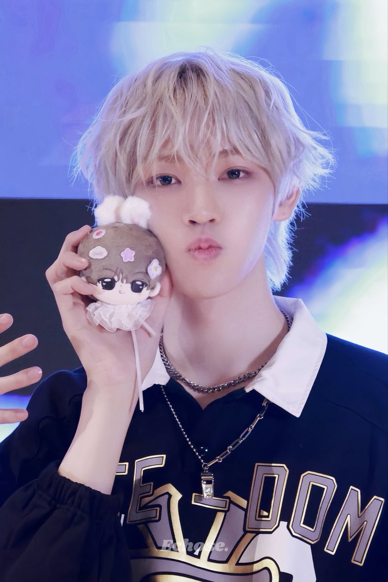 260417

#판저이 #范哲逸 #FANZHEYI  
#MODYSSEY #모디세이