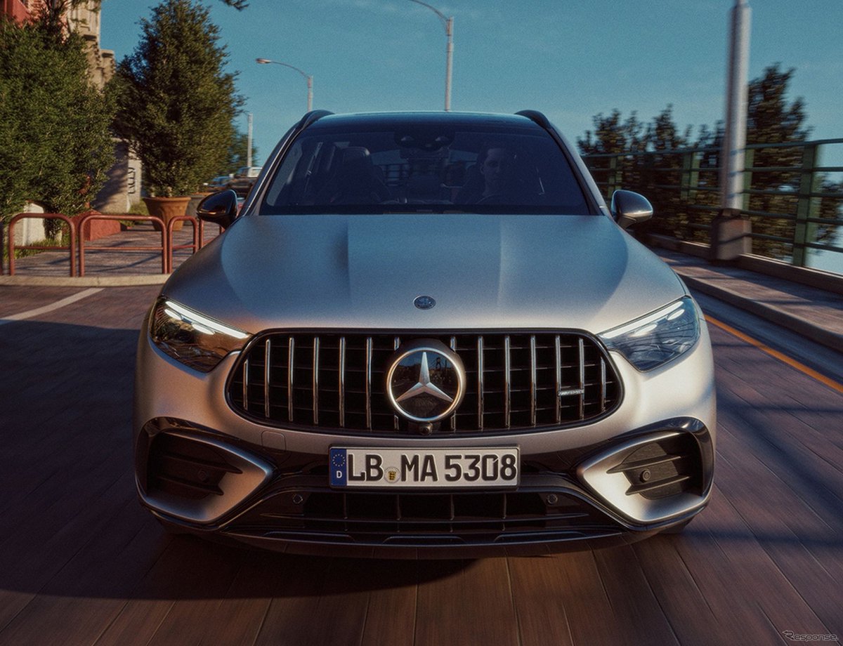 Mercedes-Benz Life tweet media