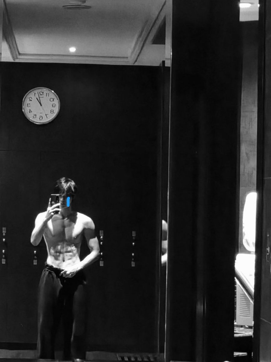 pati GLOW tweet media