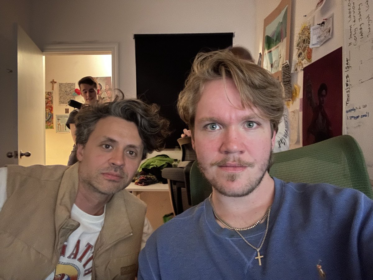 The Happy Smiler tweet media