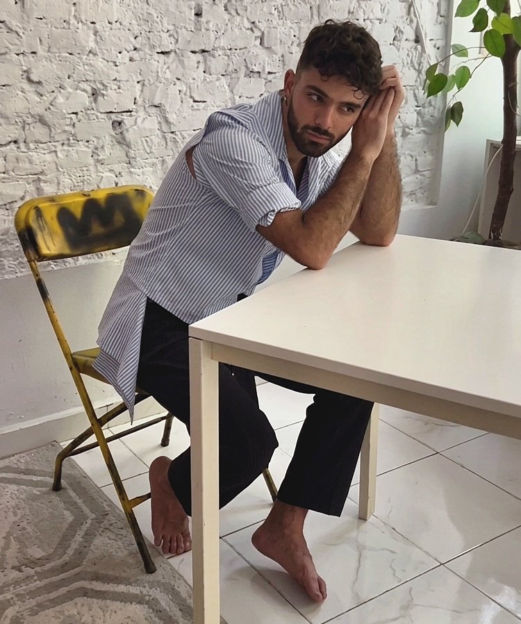 📸 Amo como Joaquin al modelar 
proyecta esta energía dual jajajs 
Joaquin badboy  //  Joaquin softboy
😈🔥🦁🩻🤟🏼      //   ✨🫧😺🩵🫰🏼
#Joaquinbondoni