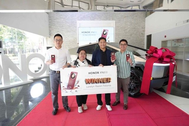 wheresrr's tweet image. Tesla Cybertruck Winner Bought 10 Units of HONOR X9d 5G -  wheresrr.com/2026/04/18/bus… 

#WheresRR #Tesla #honor #teslacybertruck #honorx9d5g #latest #news #newest #update