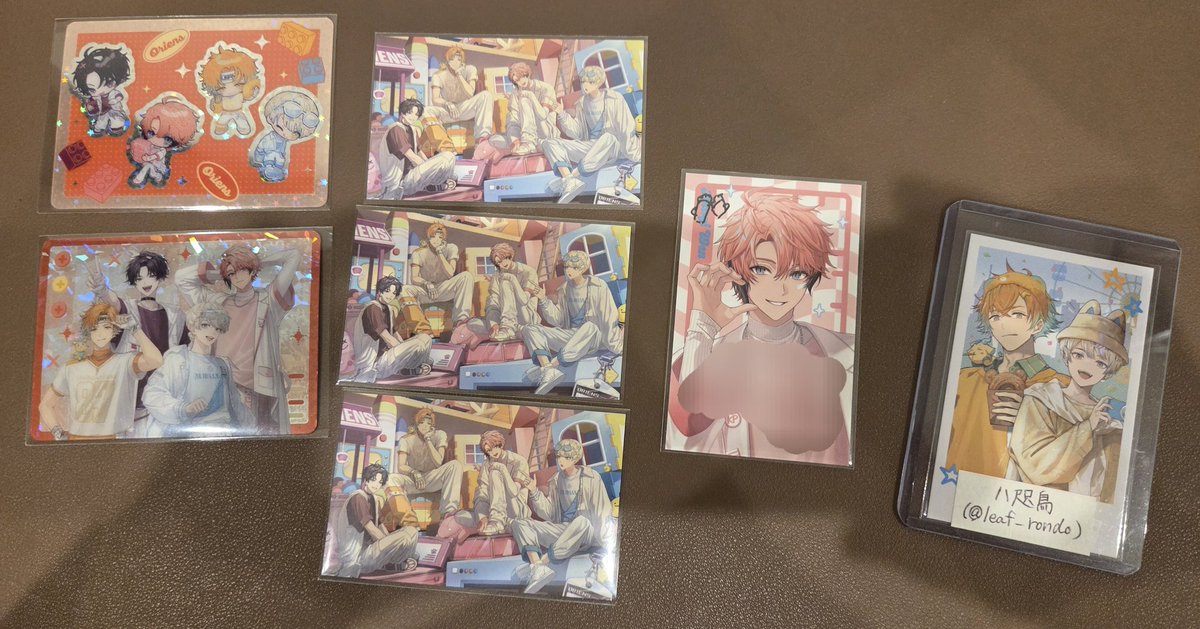 leaf_rondo's tweet photo. 【交換】にじさんじ Oriens オリエンス 3rd Anniversary 3周年 チェキ風カード 特典

譲：画像1
求：画像2(︎🌟) 各1枚
※特典はR or N2

郵送📮希望。
検索からでもお気軽にお声掛けください🙇‍♀️ https://t.co/FanIfdff67