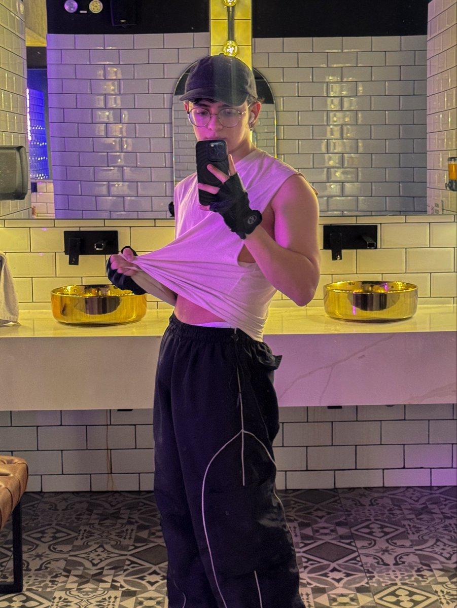 Sebs 🦕 tweet media