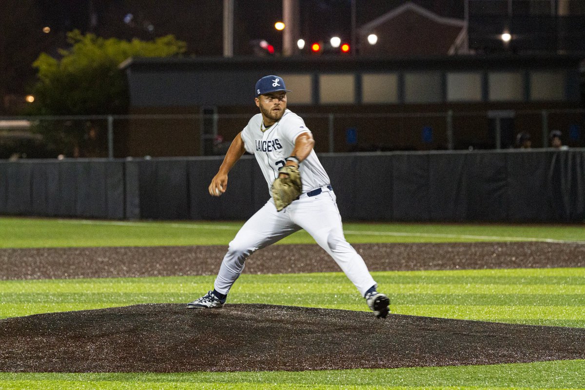 LongwoodBase's tweet image. Final 2-3. 

#BeYou || #AKTIF