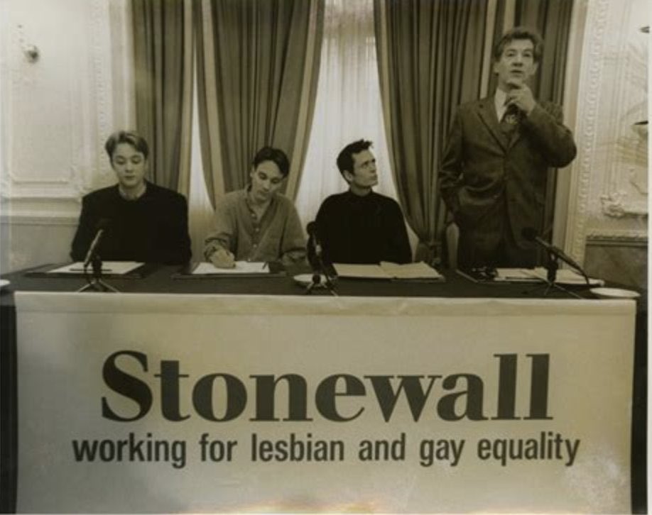 andrea 🦈 tweet media