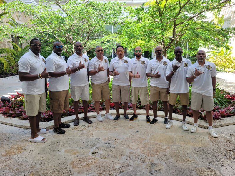 stan verrett tweet media