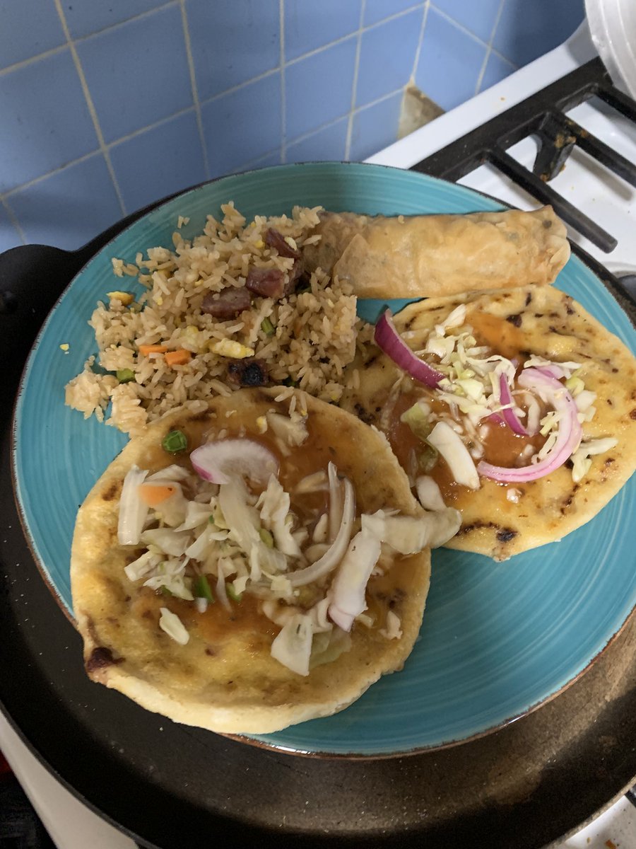 bburrito15's tweet image. My mom brought home so much food from a multicultural potluck and the first thing I grabbed were some pupusas and an eggroll w rice #yum #thankyoumom