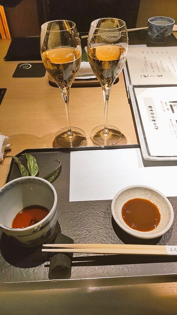 マリリン tweet media