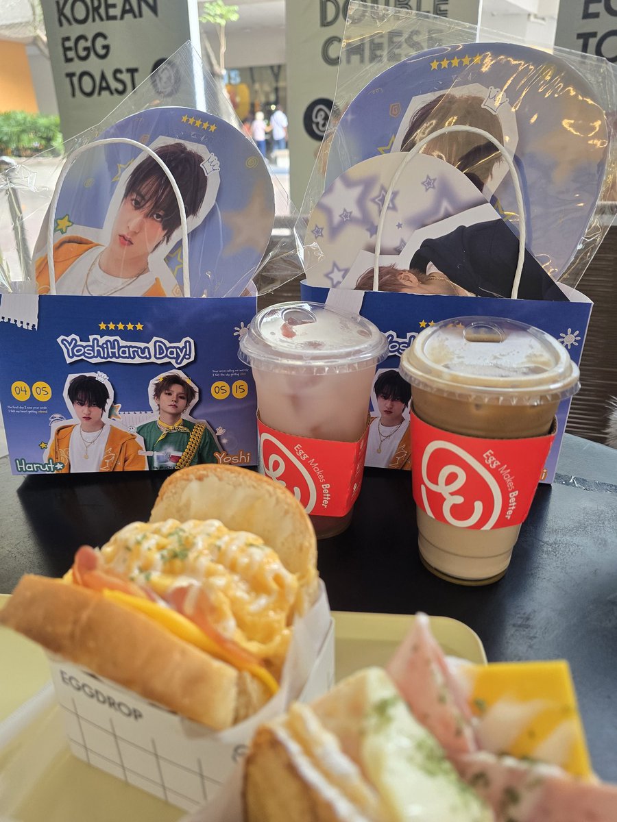 𝑴𝒊𝒂❀ is happy tweet media