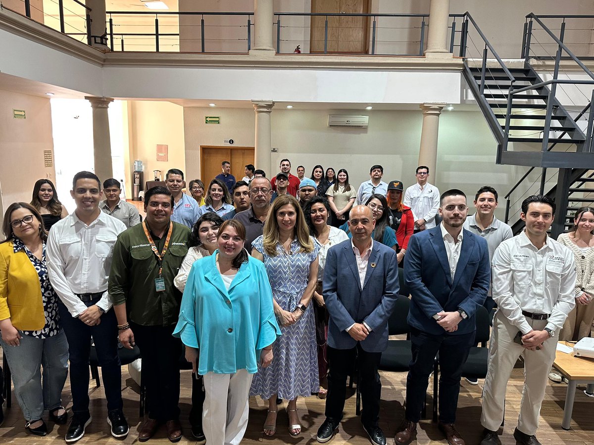 🤝 Firmamos acuerdo con la <a href="/PADFMexico/">PADFMexico</a> y el IHJ.

Con Juventud Sustentable, Hermosillo accede a fondos de la Unión Europea para capacitar talento joven 🌱

Con ello impulsaremos habilidades y oportunidades para su inserción laboral.

#CANACINTRA #Juventud #Hermosillo