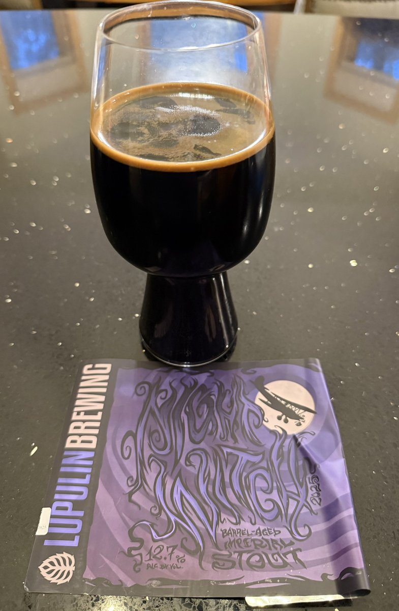 pejacoby's tweet image. Late night yesterday &amp;amp; a 4 hour drive today, time to slide into the night!

@LupulinBrewing Night Witch 2025 #stout

Rich &amp;amp; syrupy, the full boil brings complexity &amp;amp; flavor. Oak &amp;amp; bourbon, molasses &amp;amp; chocolate, dark fruits &amp;amp; brown sugar. Bewitching!

#itsAlwaysStoutSeason #beer
