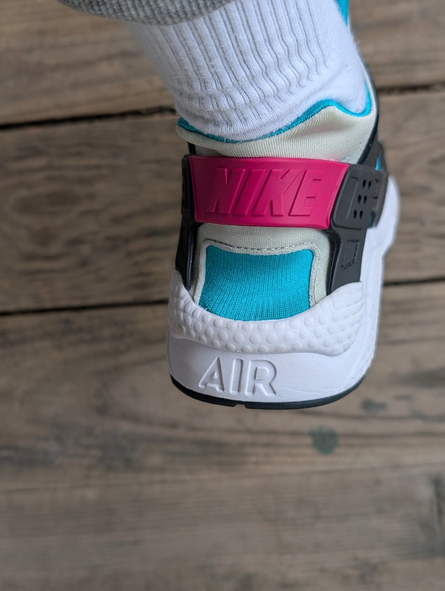 Asheley McMath tweet media