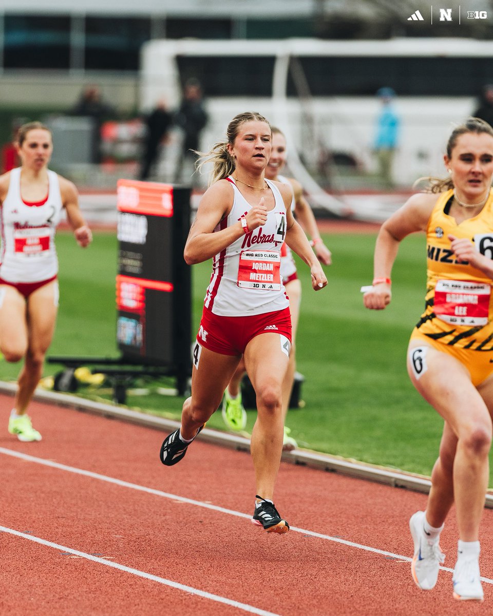 HuskerTFXC's tweet photo. A pair of third-place finishes in the 800m. 👊

Jordan Metzler » 2:13.69
William McDavid » 1:57.59 https://t.co/JY1Vo0Dcd8