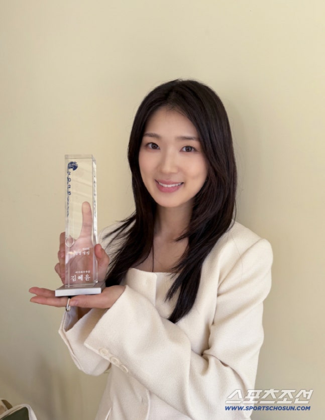 Heinrey - TheRemarriedEmpress tweet media