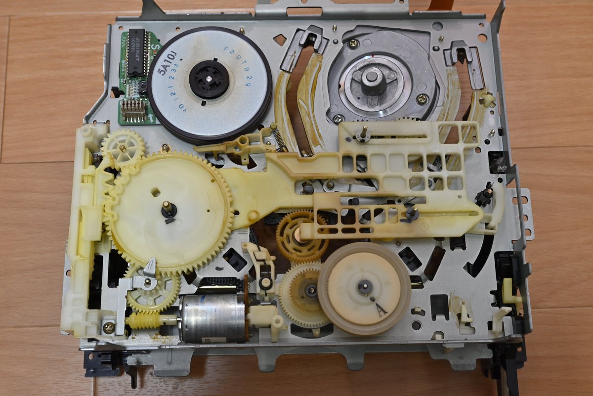 にこら tweet media