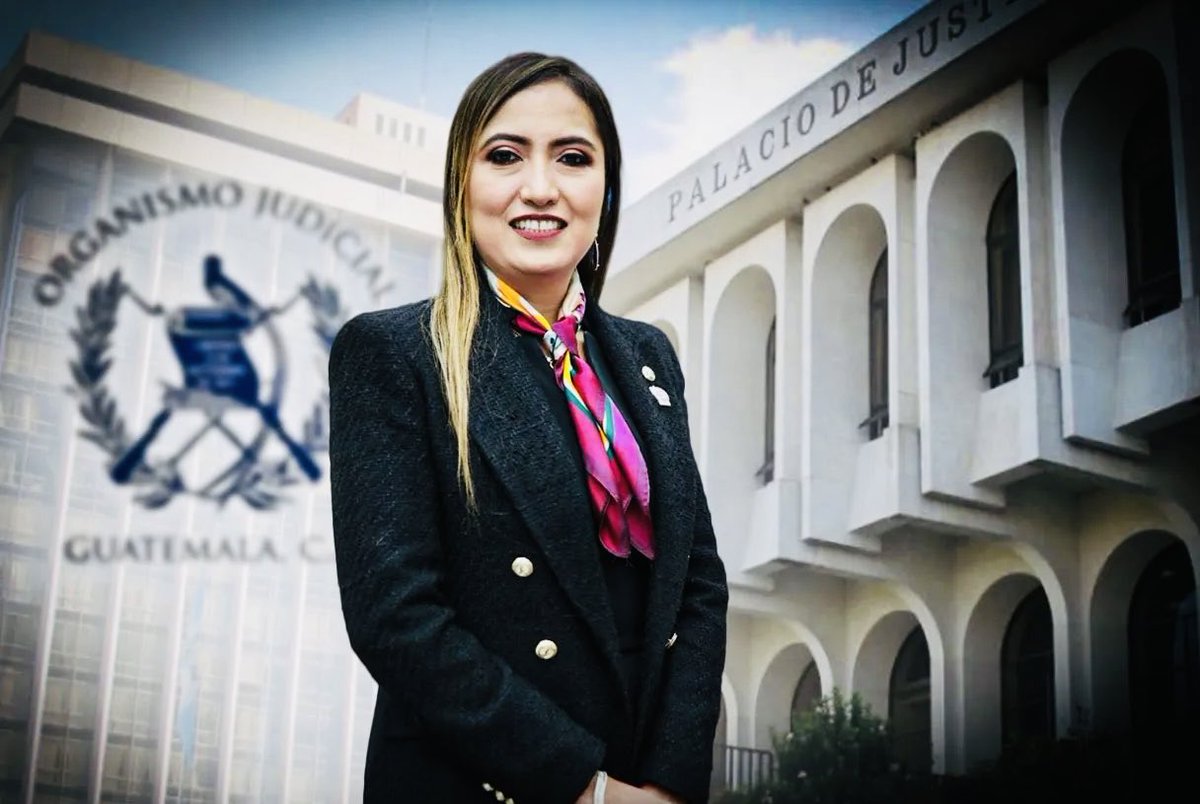 La Magistrada Claudia Paredes le dio una cátedra a la ignorante Patricia Gámez del <a href="/CangGuatemala/">Colegio de Abogados y Notarios de Guatemala</a> , Muy Bien Magistrada Paredes 🫡‼️