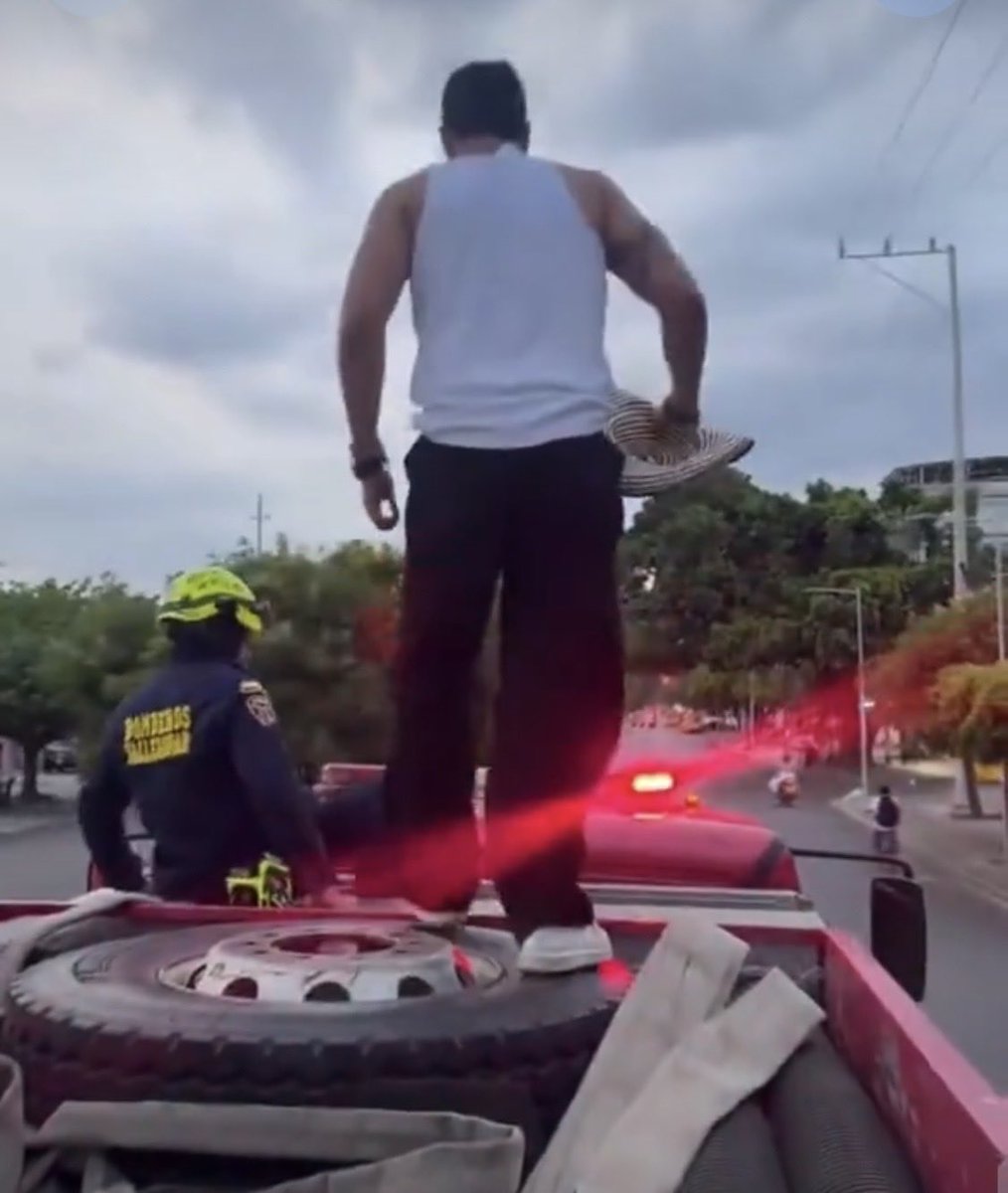 Deena Winchester🗡️ tweet media