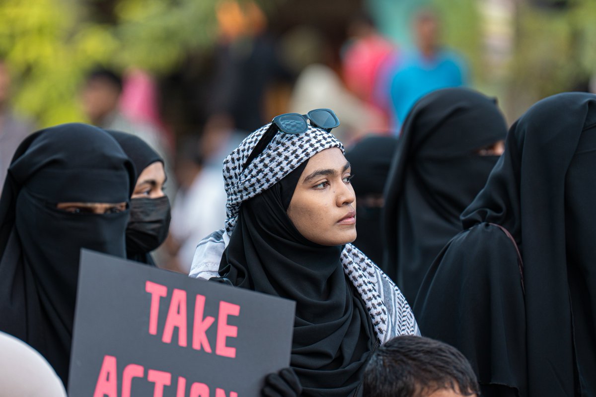 Isra_Assoc's tweet photo. އަނިޔާވެރި ޞަހްޔޫނީން ހައްޔަރު ކޮށްފައިވާ ފަލަސްޠީނުގެ އަސީރުންނަށް މަރުގެ އަދަބު ދިނުމަށް، އެ އަނިޔާވެރިން ނިންމި ނިންމުމާ ދެކޮޅުހަދައި، ފަލަސްޠީނުގެ ރައްޔިތުންގެ ޙައްޤުގައި އަޑު އުފުލުމުގެ ހަރަކާތް
17 އެޕްރީލު 2026 https://t.co/G8Mf4Re6gp