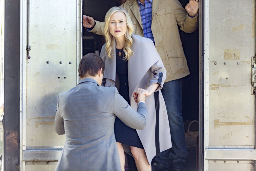 Postables Hallmark #POstables #RenewSSD @MichelleVicary @HallmarkPlus @Anniehowellpr ...