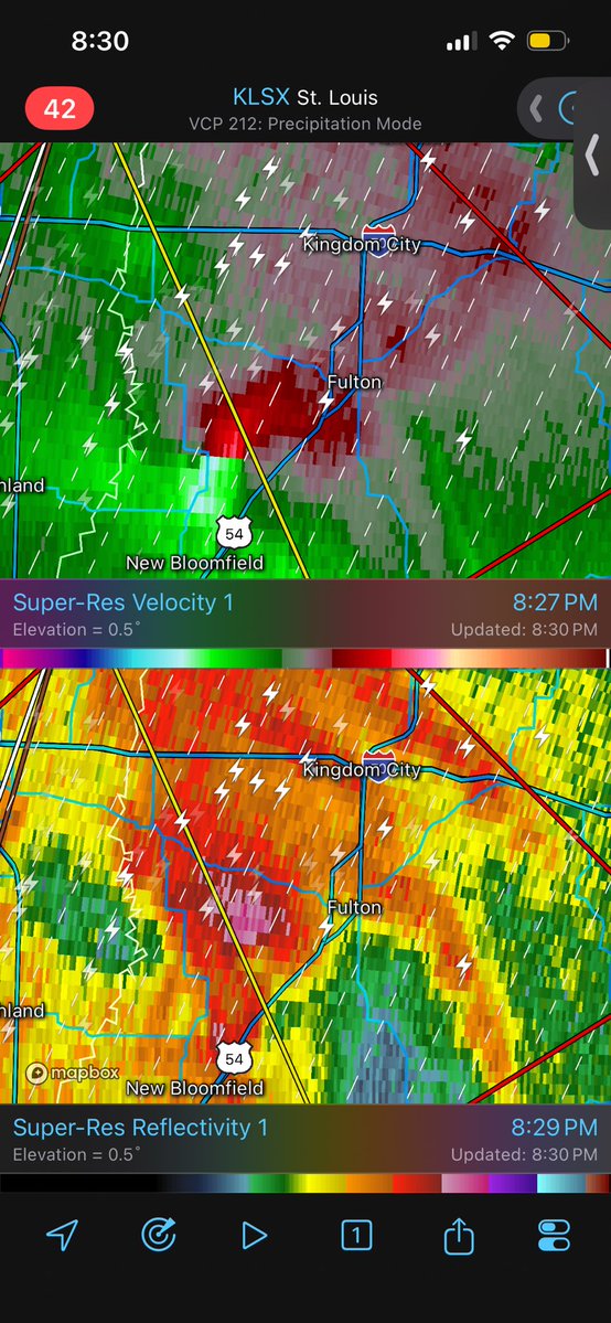 Might have a strong tornado SW of Fulton, MO.
