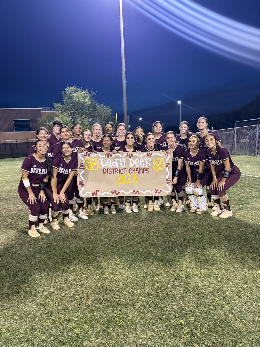 Deer Park Softball tweet media