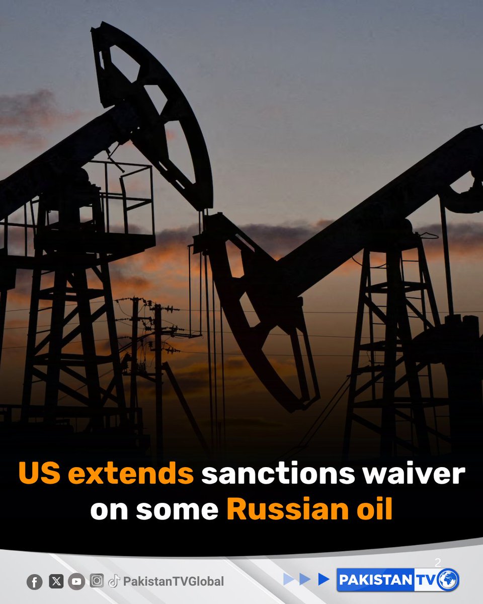 PakTVGlobal's tweet image. US President Donald Trump's administration on Friday issued a month-long waiver allowing the sale of Russian oil and petroleum products that are at sea, extending an earlier move to soften surging energy prices.

#TrumpAdministration #RussianOil #EnergyPrices #OilMarket