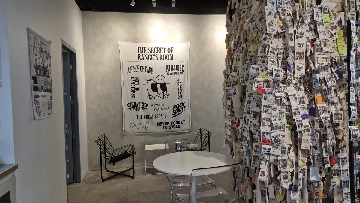 itsme_Dena's tweet photo. I'm here inside the café 🥰

Excited to see @BTH_official_ #TAEHOON!! 😍

#방태훈 #태훈 #TAN #티에이엔 
#TAEHOONinManila #HeartsInBloom
#KpopEventPH #CafeFanmeeting #ManilaEvents https://t.co/jOv3jkWNTC