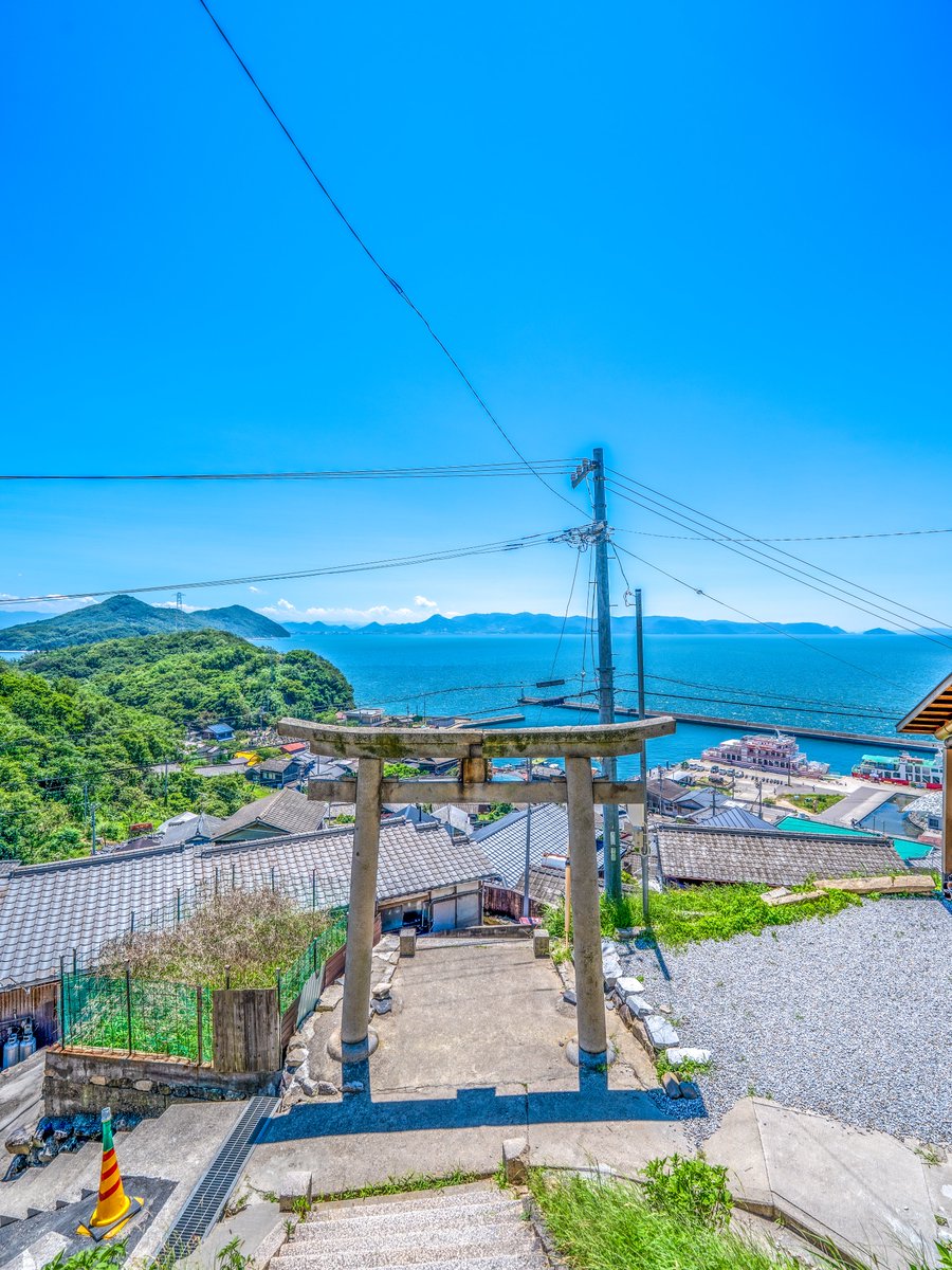 aybena's tweet photo. 海への散歩道 https://t.co/J8gnm8krCx