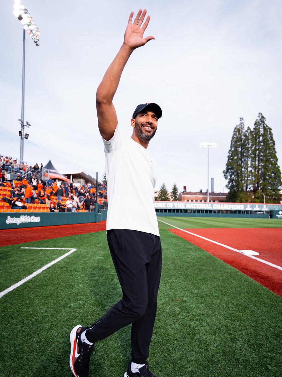 Oregon State Hoops tweet media