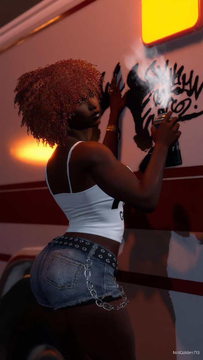 PrettyColdNene's tweet photo. And On Fridays We Batter Up And Spray paint And Look Gorgeous In the Process 🤭🧡 Next time dont lock me out the building https://t.co/tsdlScYN35