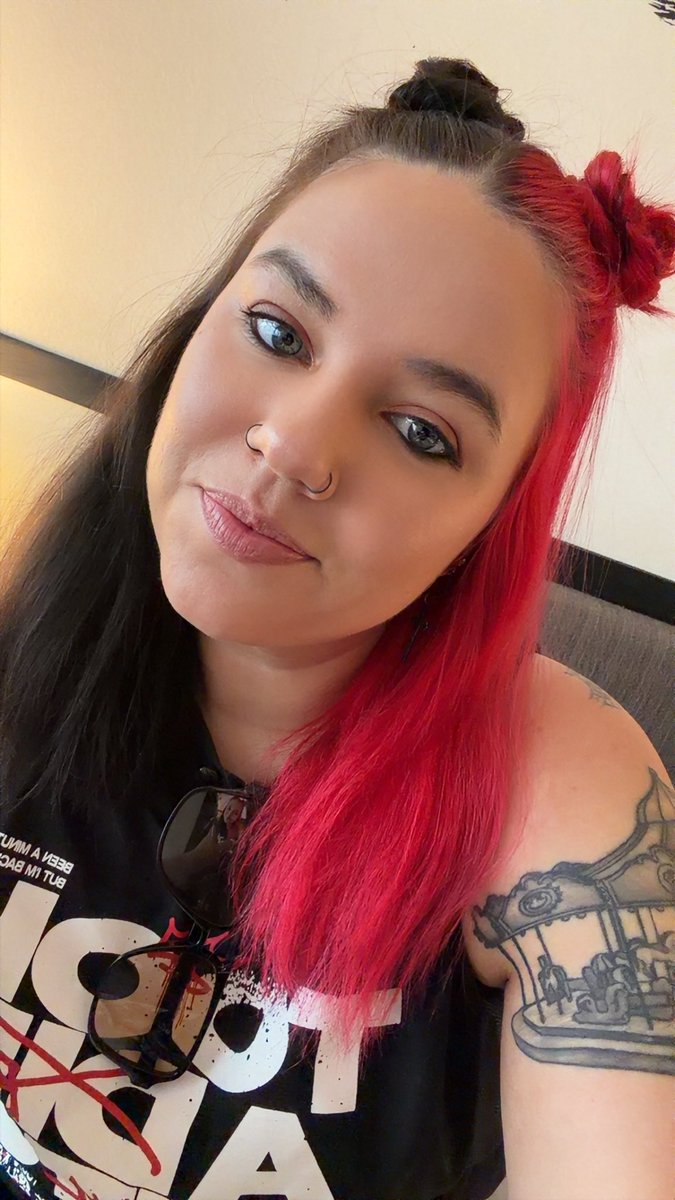 ✨toni✨🍯🍢 tweet media