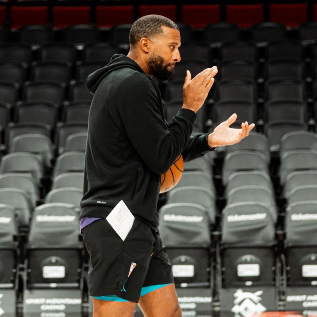 Fullcourtpass tweet media