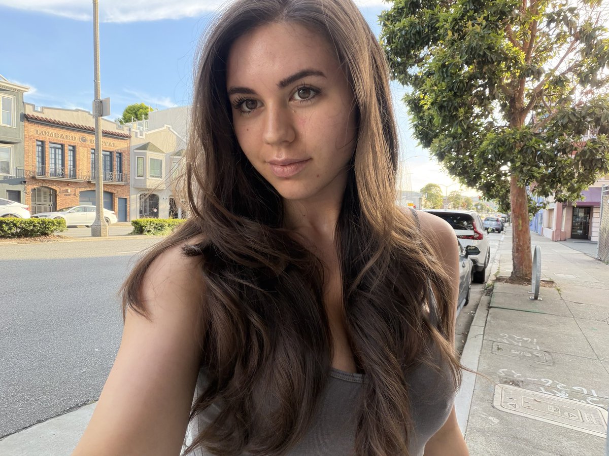 Brooke LeBlanc tweet media